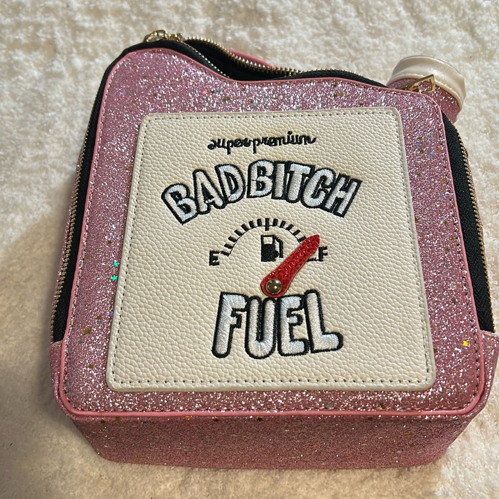 Bad bish fuel purse